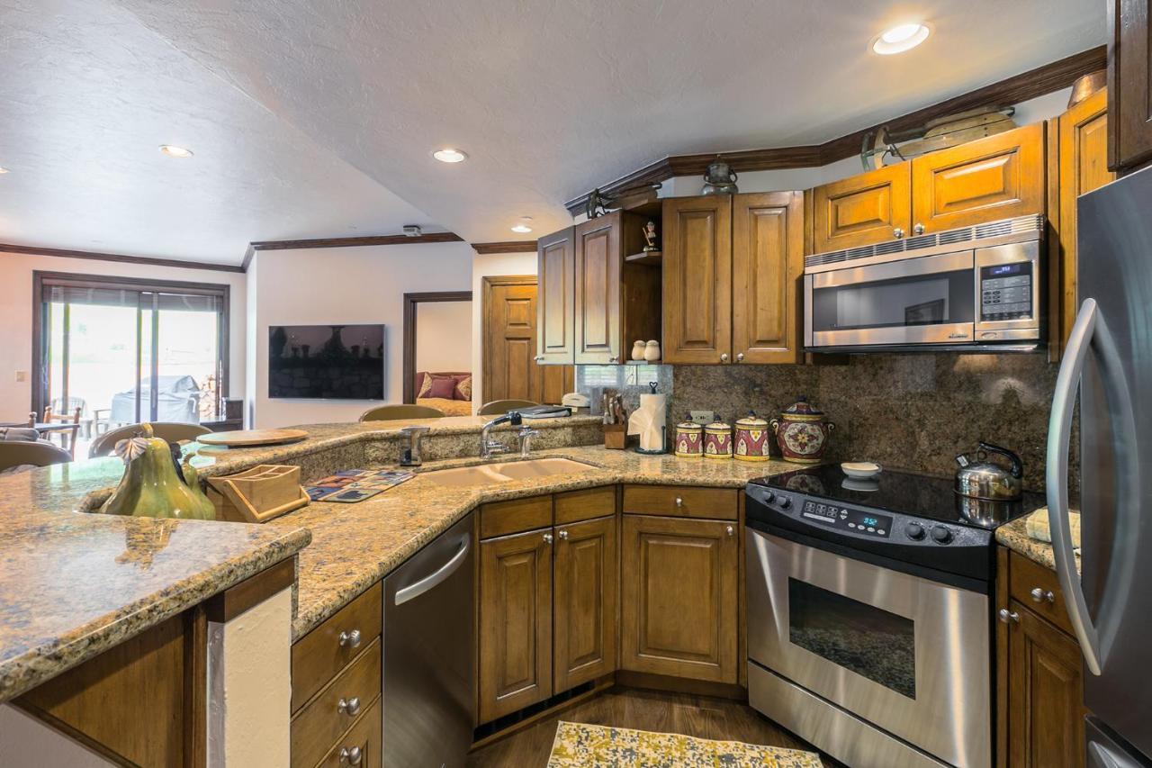 Strawberry Park True Ski In Ski Out By Vail Realty Beaver Creek Exterior foto